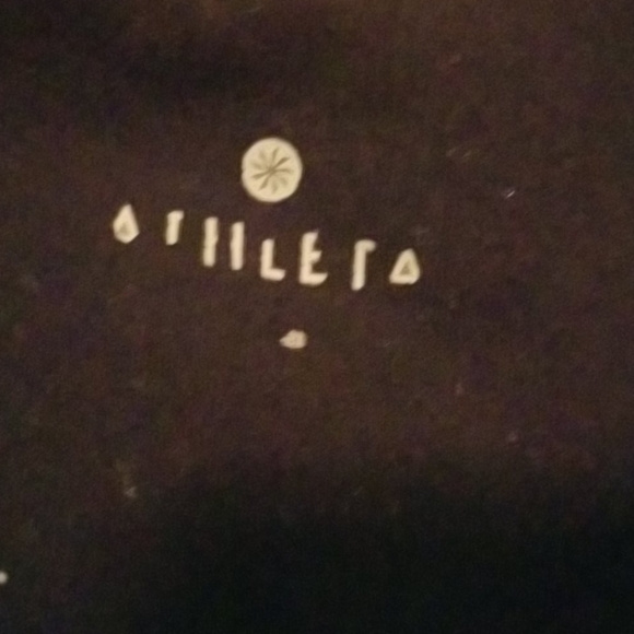 Athleta Mesh Black Women's Capri Leggings Size S - Picture 4 of 5